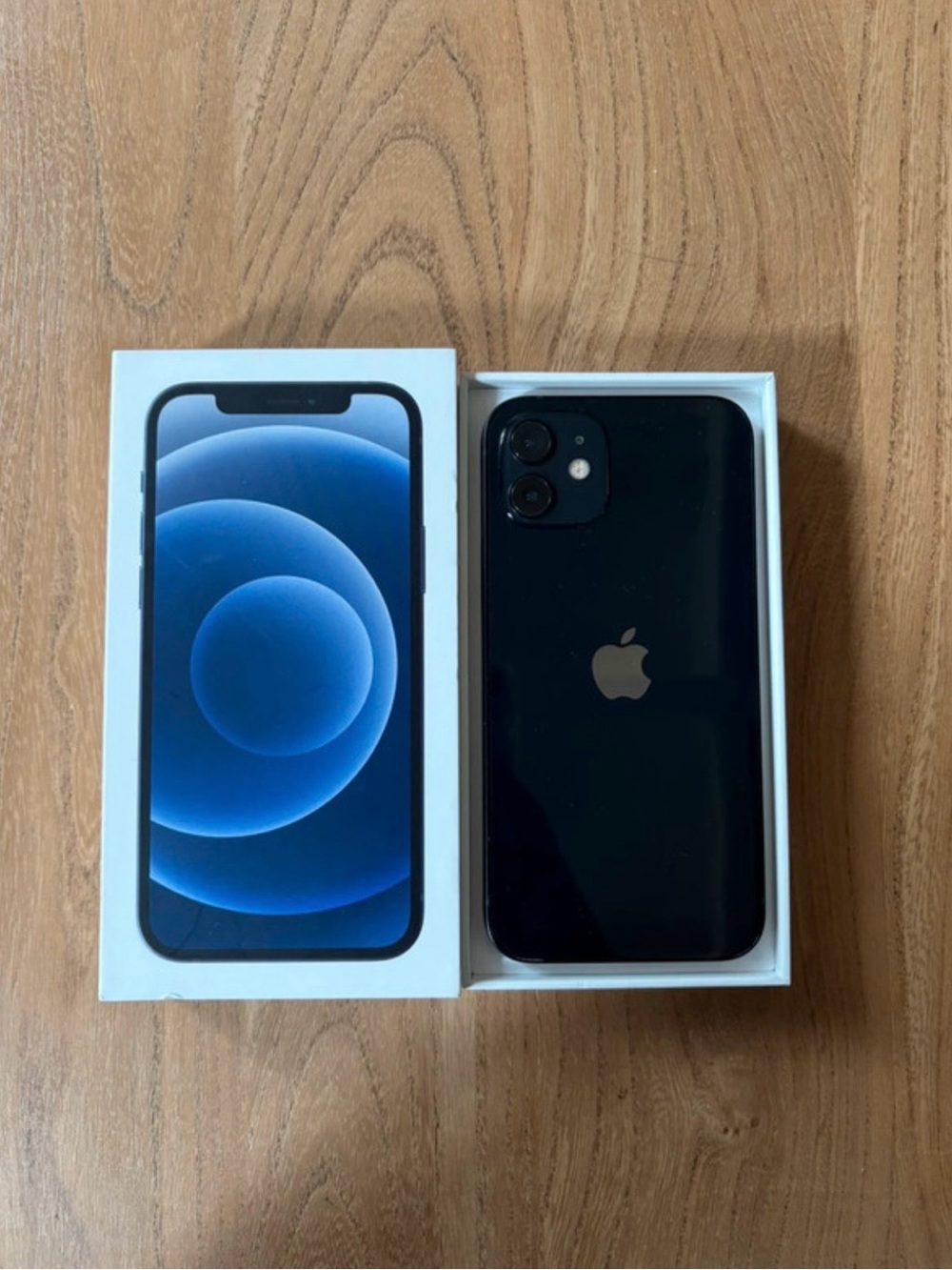 Apple iPhone 12 Black with Box